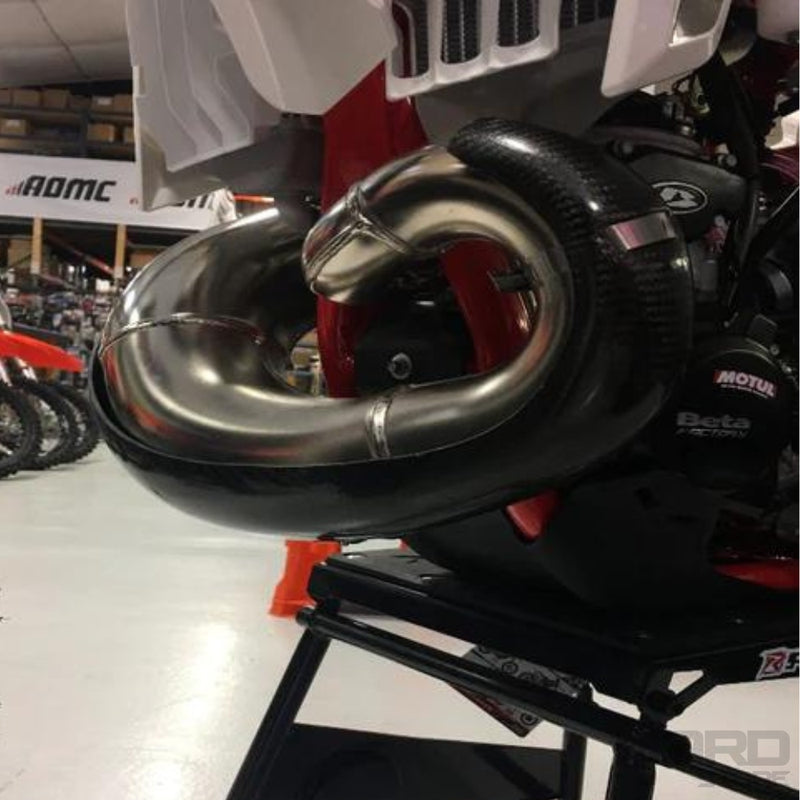 Protector de pipa de carbono BETA 250 - 300cc RR / RX  MAX COBERTURA / 2019-2026
